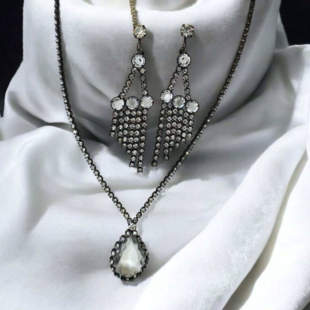 VTG Gothic Victorian Clear Rhinestone Teardrop Necklace Chandelier Earrings Set‎